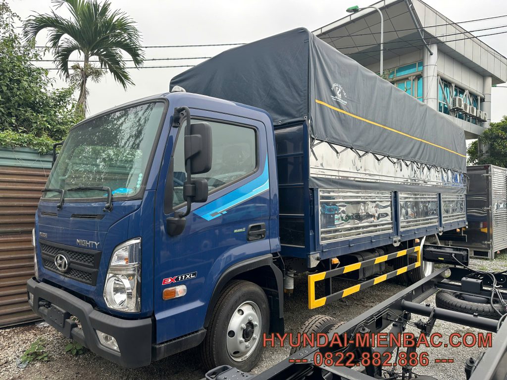 Hyundai EX11XL thùng bạt